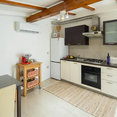 Pinot Cervar Porat Apartment Porec